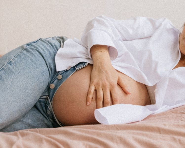 SPM ou grossesse : comment différencier les symptômes?